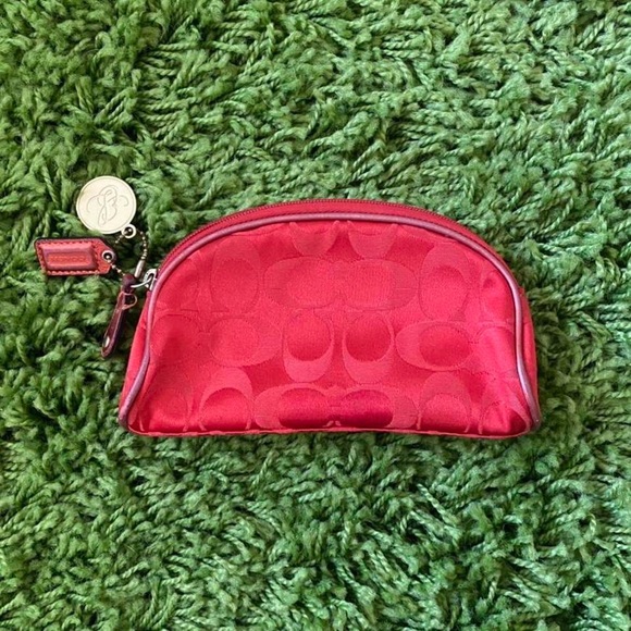 Red Coach Limited Edition Estée Lauder 2010 Cosmetic Makeup Bag ♥️ - Picture 4 of 5